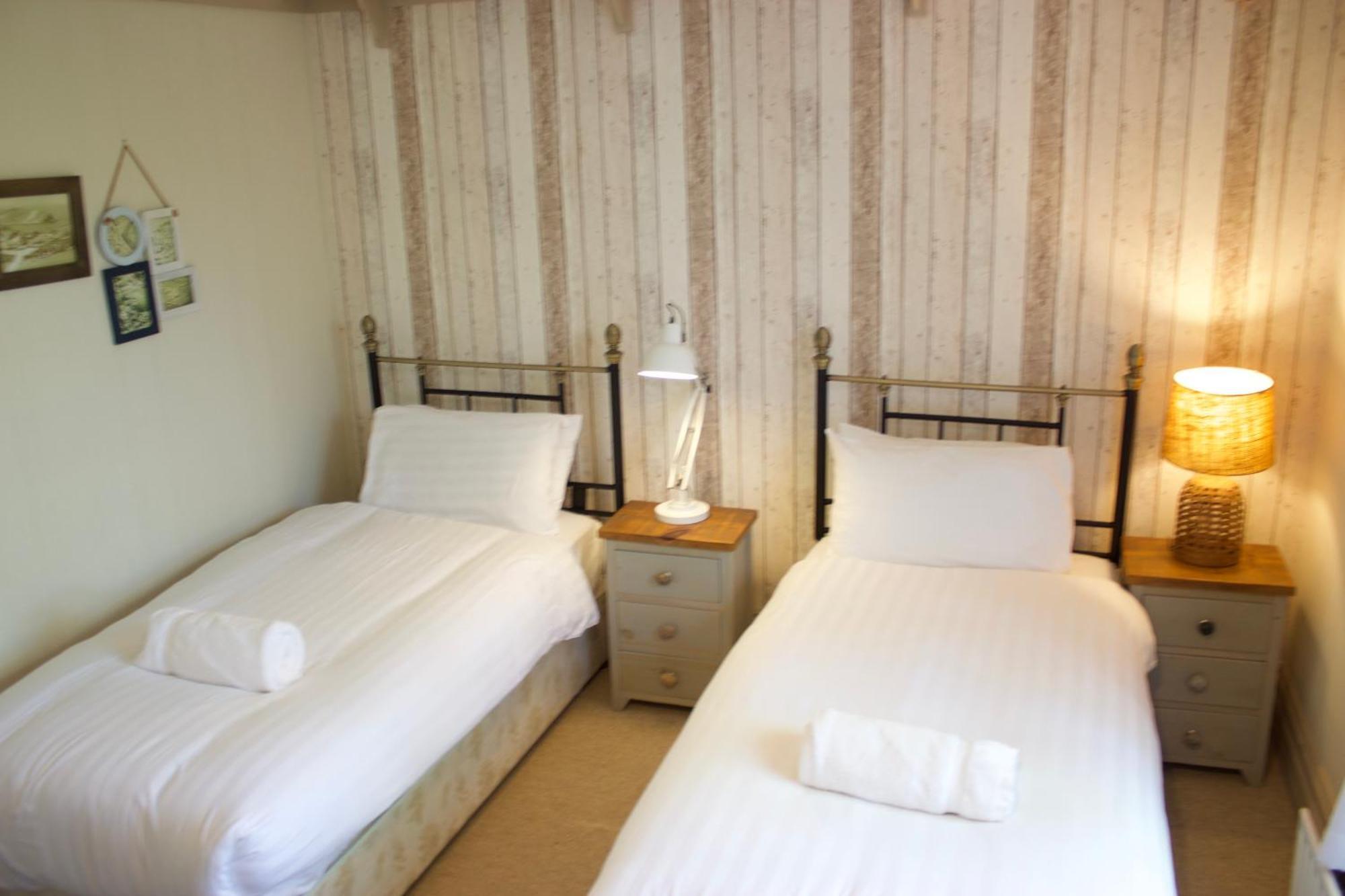 Durdle Door Hotel ラルワース・コーヴ エクステリア 写真